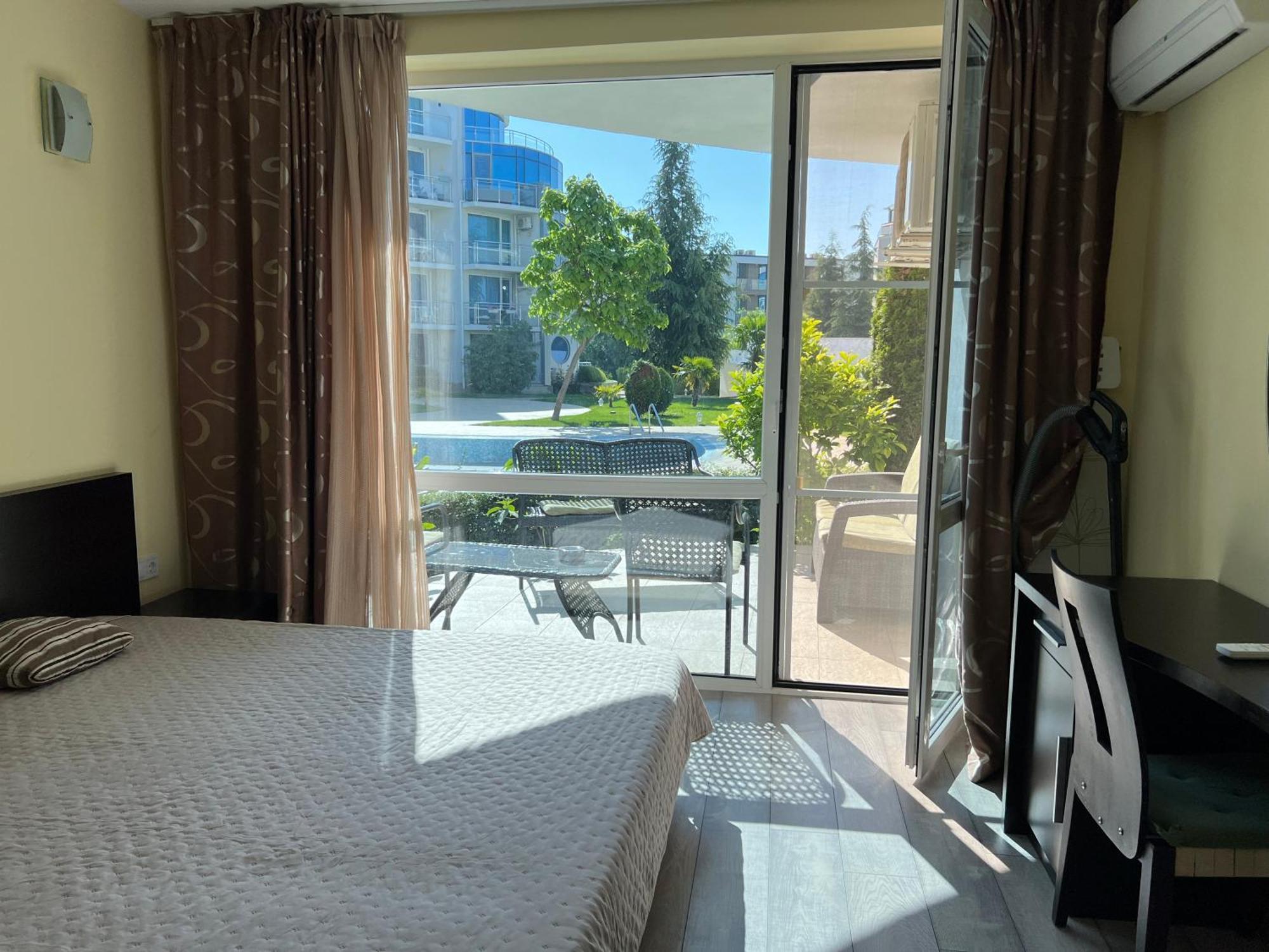 Apartment With Terrace In Spa Complex 부르가스 외부 사진