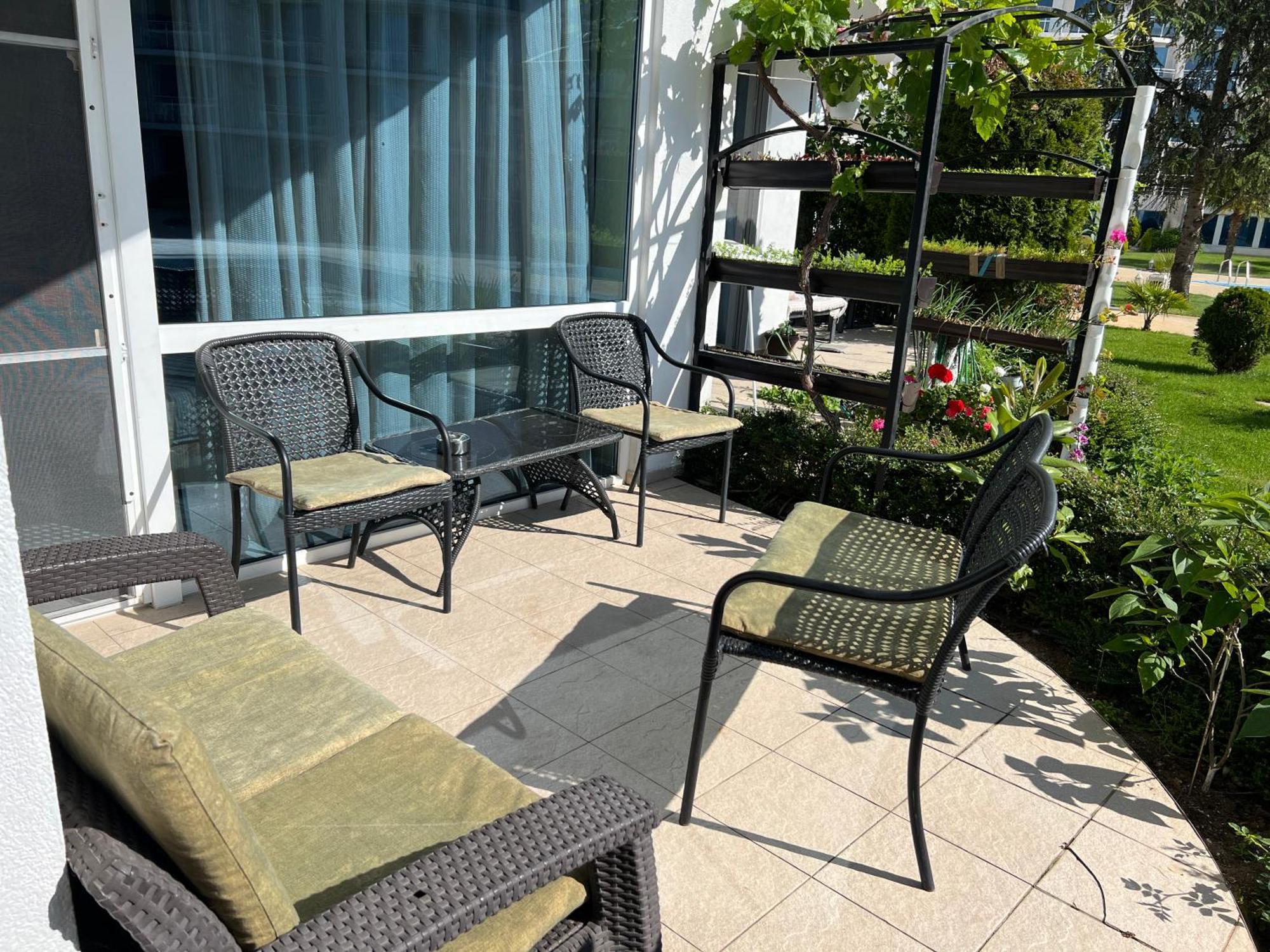 Apartment With Terrace In Spa Complex 부르가스 외부 사진