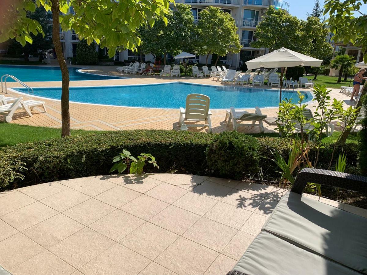 Apartment With Terrace In Spa Complex 부르가스 외부 사진